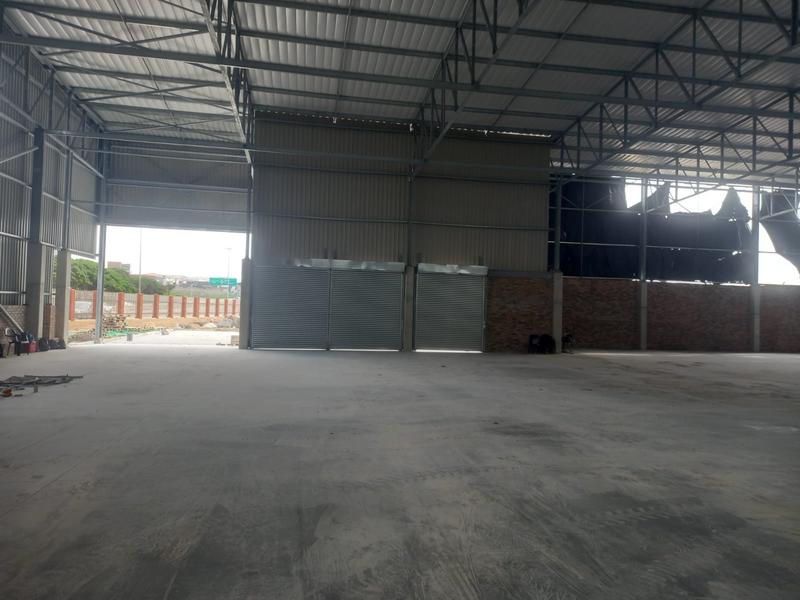 To Let Commercial Property for Rent in Sidwell Eastern Cape